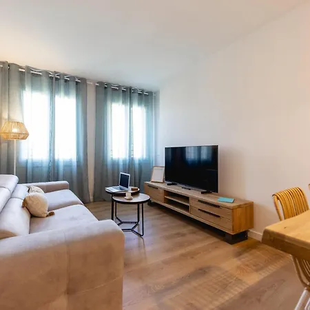Bravissimo Tarla, 2-bedroom Apartment Girona